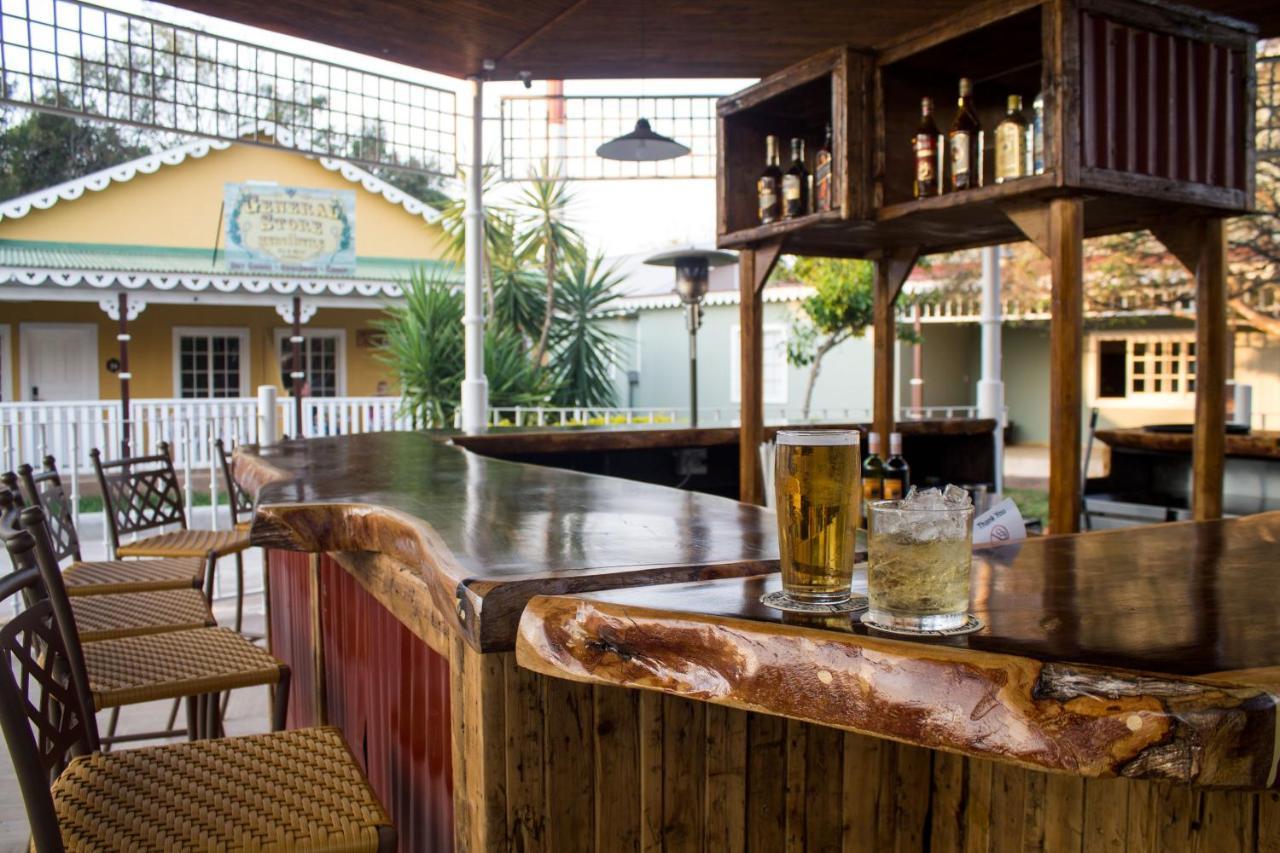 האזיביו Little Pilgrims Boutique Hotel מראה חיצוני תמונה
